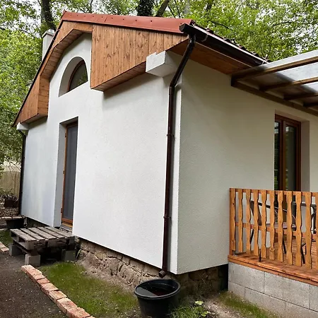 Chatinka Kersku Hradistko  Exterior photo